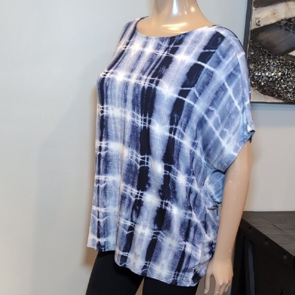 CY Fashion Blue White Tie-Dye Cuffed Sleeve Top Womens Size Large - Picture 4 of 10